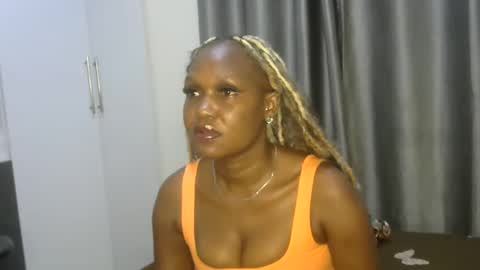 east_queen online show from January 28, 2025, 7:10 pm