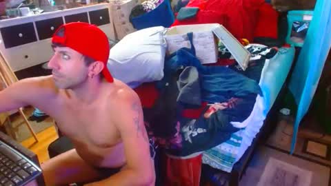 Snapshot of eastbayboy57 chatting on December 17, 2025, 6:58 pm eastbayboy57 online show from December 17, 2025, 6:58 pm