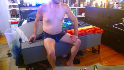 Snapshot of eastbayboy57 chatting on June 12, 2026, 5:17 am eastbayboy57 online show from June 12, 2026, 5:17 am
