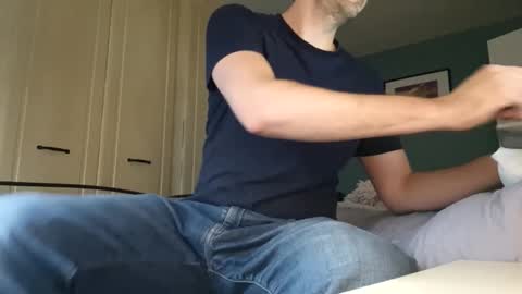 easy_fit00 online show from May 14, 2026, 2:57 pm
