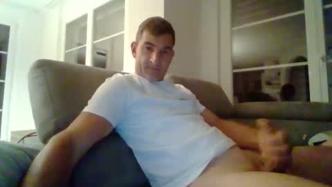 Snapshot of easystyle1 chatting on June 6, 2026, 10:14 pm Andrew online show from June 6, 2026, 10:14 pm