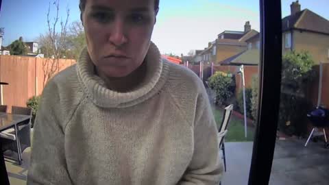 Nadia Ferreira  online show from February 25, 2026, 10:36 am