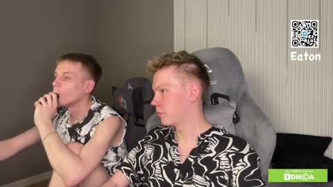 Snapshot of eaton_ chatting on April 5, 2026, 3:31 pm eaton_ online show from April 5, 2026, 3:31 pm