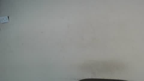 eatuupx online show from February 2, 2025, 12:40 am