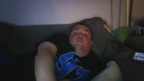 Snapshot of eazyb1991 chatting on December 31, 2024, 9:17 pm Eazyb91 online show from December 31, 2024, 9:17 pm