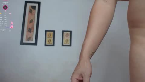 Laraand Drake online show from December 20, 2024, 9:21 am