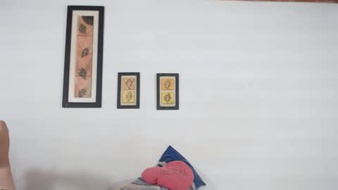 Laraand Drake online show from March 2, 2025, 12:22 pm