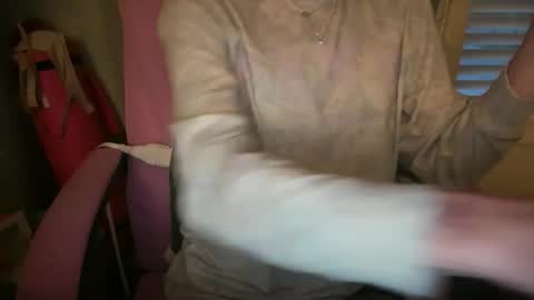 americnbarbie online show from April 17, 2026, 12:02 am