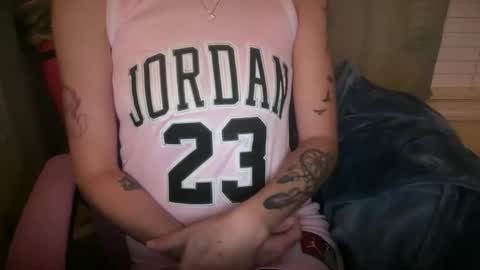 Snapshot of ebony8ivory chatting on June 7, 2026, 4:49 am americnbarbie online show from June 7, 2026, 4:49 am