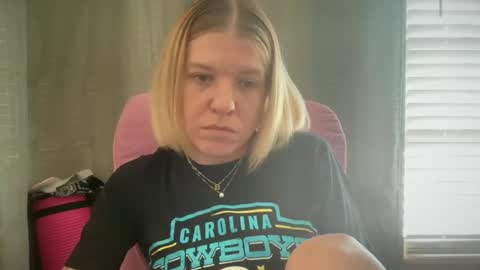 Snapshot of ebony8ivory chatting on June 19, 2026, 4:33 pm americnbarbie online show from June 19, 2026, 4:33 pm