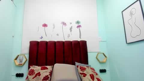 ebony_hot_25 online show from October 19, 2025, 10:32 pm