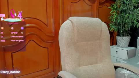 ebony_katterin online show from June 3, 2026, 10:51 am
