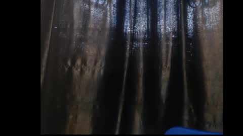 Snapshot of ebony_queenx chatting on May 5, 2026, 9:17 am Queen online show from May 5, 2026, 9:17 am