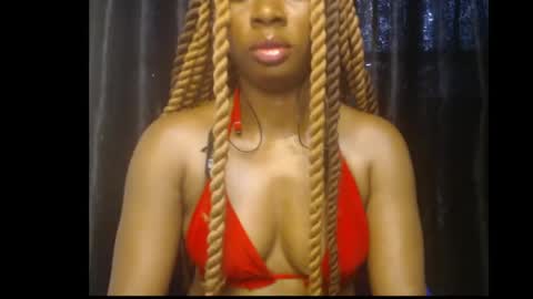 Snapshot of ebony_queenx chatting on May 7, 2026, 9:36 am Queen online show from May 7, 2026, 9:36 am