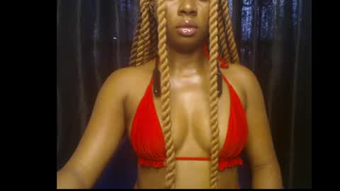 Snapshot of ebony_queenx chatting on May 8, 2026, 9:36 am Queen online show from May 8, 2026, 9:36 am