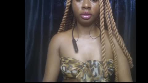 Snapshot of ebony_queenx chatting on May 9, 2026, 9:47 am Queen online show from May 9, 2026, 9:47 am
