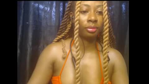Snapshot of ebony_queenx chatting on May 14, 2026, 9:49 am Queen online show from May 14, 2026, 9:49 am