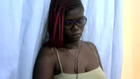 ebonybloom01 online show from November 3, 2025, 2:35 am