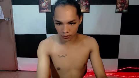 Snapshot of ebonyenchantressx chatting on November 23, 2025, 5:24 pm ebonyenchantressx online show from November 23, 2025, 5:24 pm