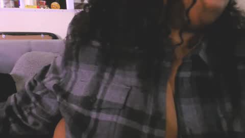 Snapshot of ebonygoddesskira chatting on December 27, 2024, 1:11 am  Ebony Goddess Kira  online show from December 27, 2024, 1:11 am