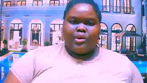 ebonyhotbuns4u2luv online show from September 26, 2025, 7:40 pm