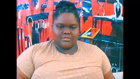 ebonyhotbuns4u2luv online show from November 13, 2025, 10:41 pm