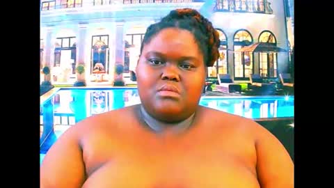 ebonyhotbuns4u2luv online show from February 10, 2026, 7:40 pm