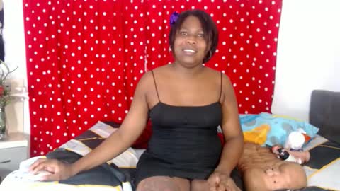 Snapshot of ebonyjdore chatting on November 20, 2025, 12:05 pm rosmary online show from November 20, 2025, 12:05 pm