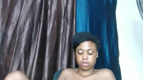 ebonypussy_xx online show from October 15, 2025, 11:43 am