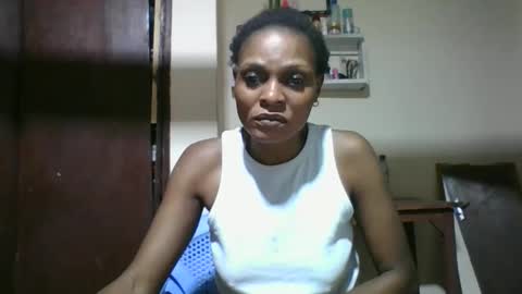 Snapshot of ebonyqueen4 chatting on April 15, 2026, 7:37 am JACKLINE online show from April 15, 2026, 7:37 am
