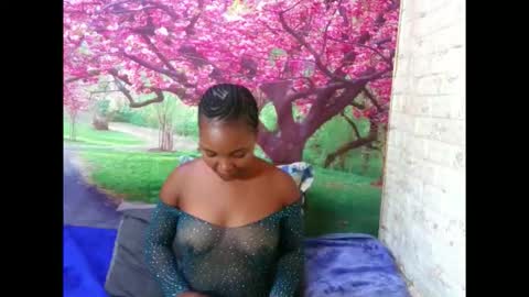 Snapshot of ebonysativa chatting on May 6, 2026, 5:25 am ebonysativa online show from May 6, 2026, 5:25 am