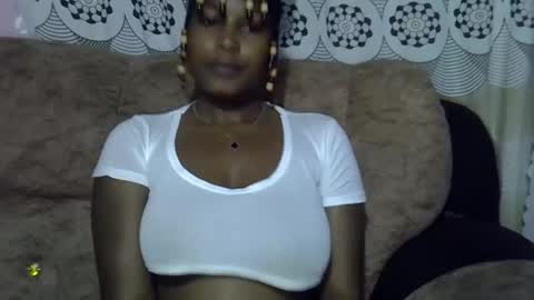 Snapshot of ebonysk chatting on May 21, 2026, 9:33 pm pretty online show from May 21, 2026, 9:33 pm