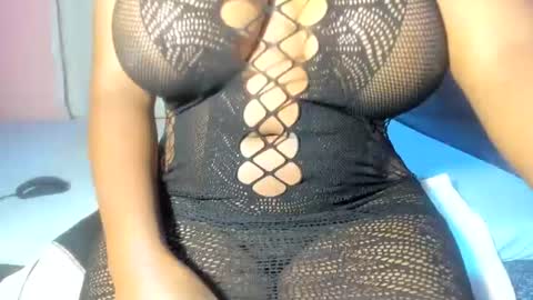 Snapshot of ebonysmiles00 chatting on August 1, 2026, 8:35 am ebonysmiles00 online show from August 1, 2026, 8:35 am