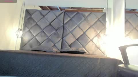 ebonyx40 online show from April 17, 2026, 11:02 am