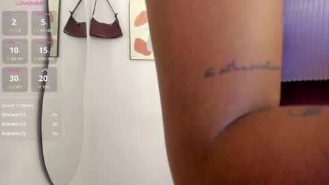 ebonyy_petite_69 online show from November 24, 2025, 3:17 am