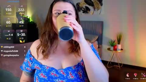 Snapshot of edalyn_af chatting on October 8, 2025, 7:11 pm      online show from October 8, 2025, 7:11 pm