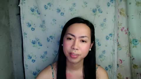 eddfox001 online show from May 26, 2026, 7:59 am