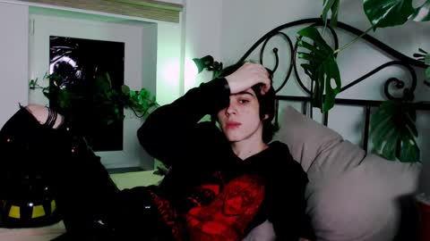 Eddie online show from March 2, 2026, 6:04 pm