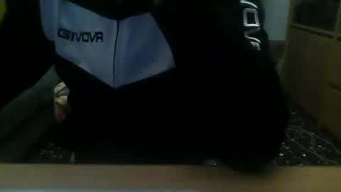 Snapshot of eddy_1968 chatting on December 8, 2024, 10:57 pm eddy_1968 online show from December 8, 2024, 10:57 pm