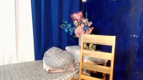Snapshot of edelcum_xx chatting on September 29, 2025, 7:13 am edelcum_xx online show from September 29, 2025, 7:13 am