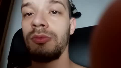 Snapshot of eden_glock chatting on January 1, 2025, 6:37 am Hey my name is Eden     follow me IG ede glock online show from January 1, 2025, 6:37 am