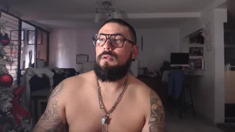 edgarram83 online show from December 27, 2024, 11:21 pm