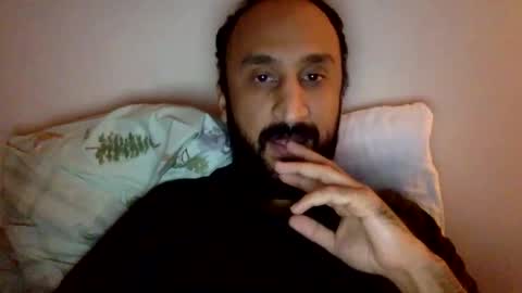 Snapshot of edgeuk1 chatting on November 26, 2025, 10:00 pm edgeuk1 online show from November 26, 2025, 10:00 pm