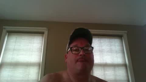 edgingthewood online show from December 16, 2024, 3:32 pm