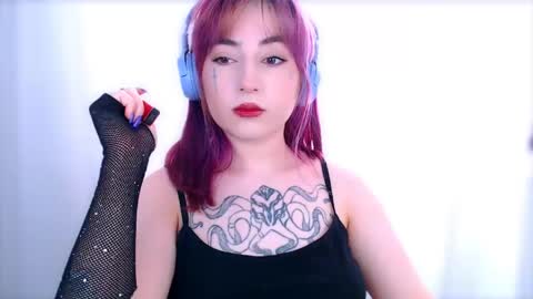 Snapshot of ediefris chatting on May 27, 2026, 1:24 am fickle demon made of clumps of matter online show from May 27, 2026, 1:24 am