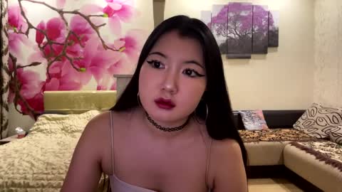 Eri online show from April 15, 2026, 5:53 pm