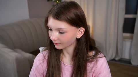 Lisa  online show from March 26, 2026, 11:10 pm