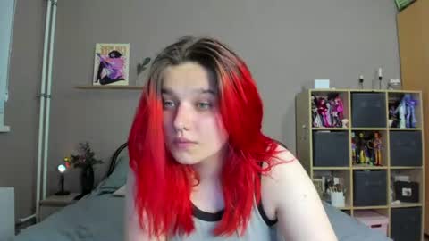 Snapshot of edna_dana chatting on July 5, 2026, 6:37 pm Edna online show from July 5, 2026, 6:37 pm