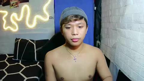 urasian chub online show from December 16, 2025, 4:56 pm