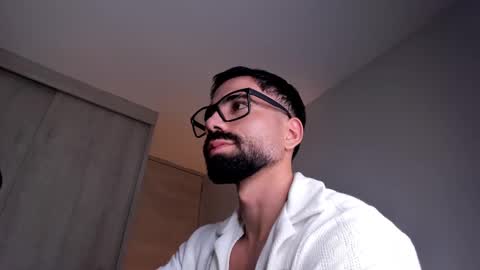 edrick online show from February 20, 2025, 11:21 pm